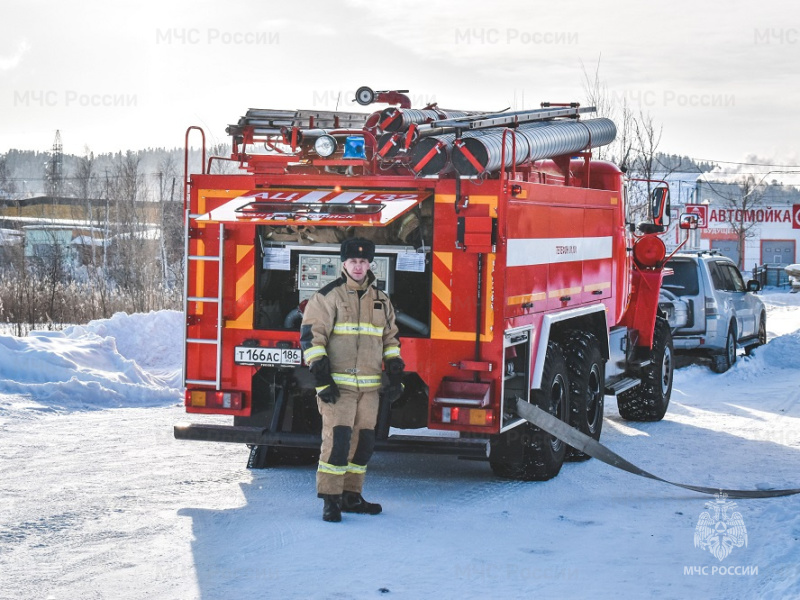 Возгорание в жилом доме на улице ж/п ЛПХ-2 г. Нижневартовска